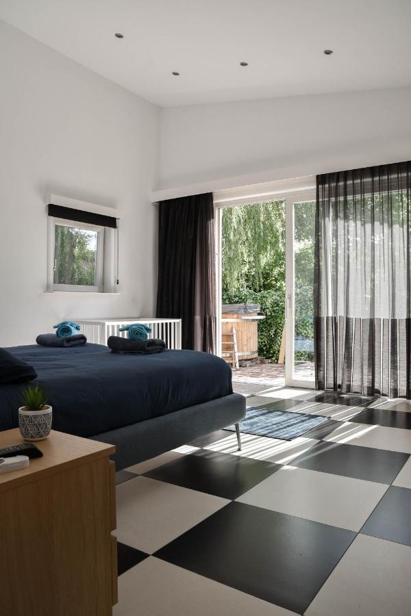 Spacious Comfort Villa Vera With Hottub Zeewolde Exterior foto